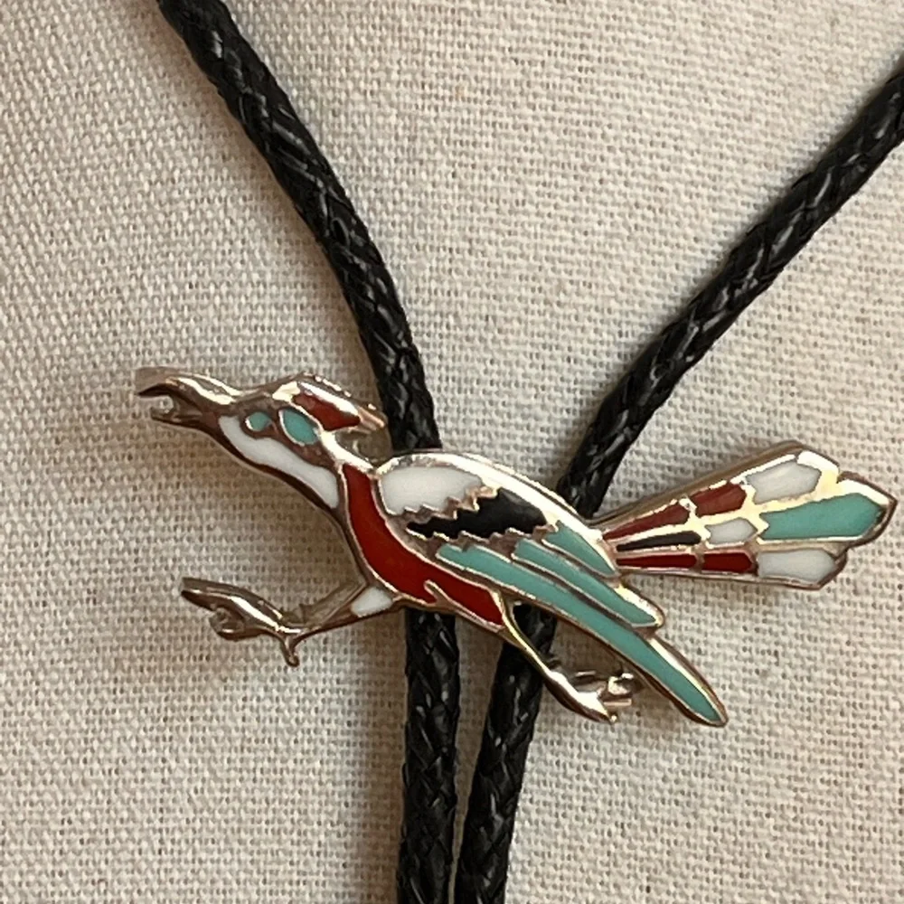 VTG Southwestern Roadrunner Enamel Bolo Tie Black Braided Cord 28” - Picture 4 of 6